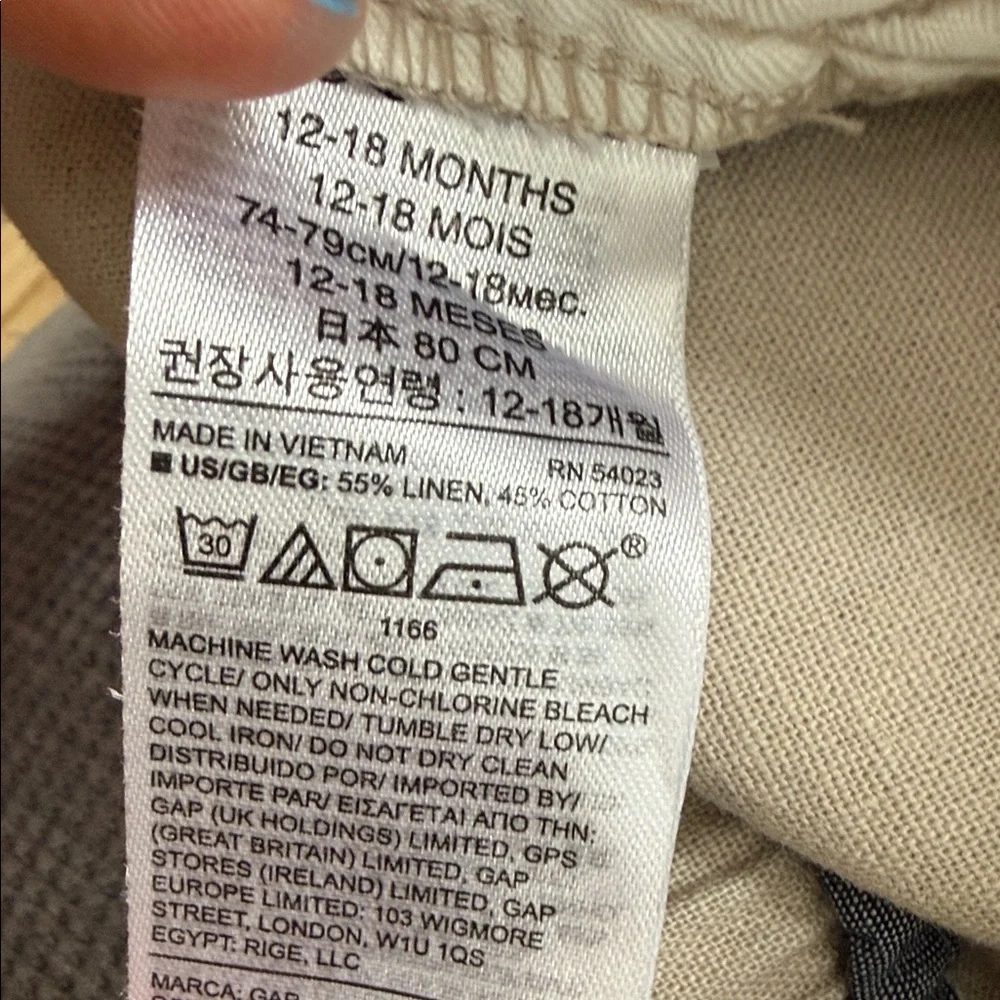 GAP Gray Hoodie and Beige Pants Set